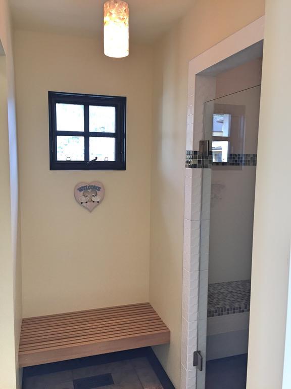 Mission Hill Lake View Villa 西基隆拿 外观 照片