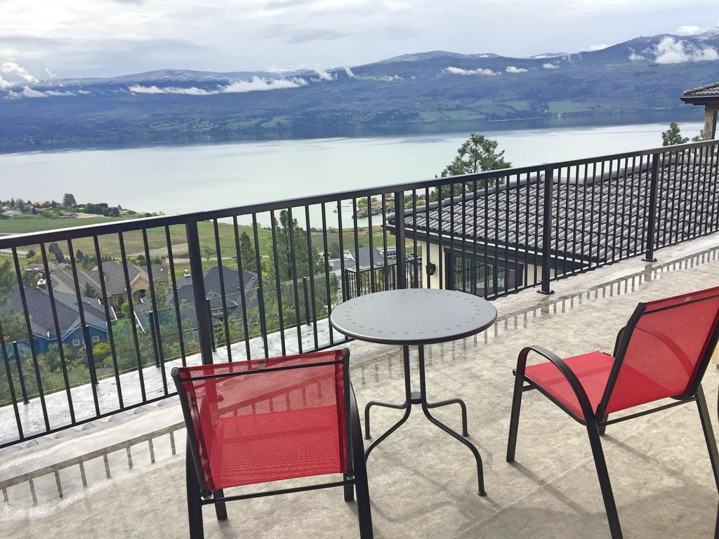 Mission Hill Lake View Villa 西基隆拿 外观 照片
