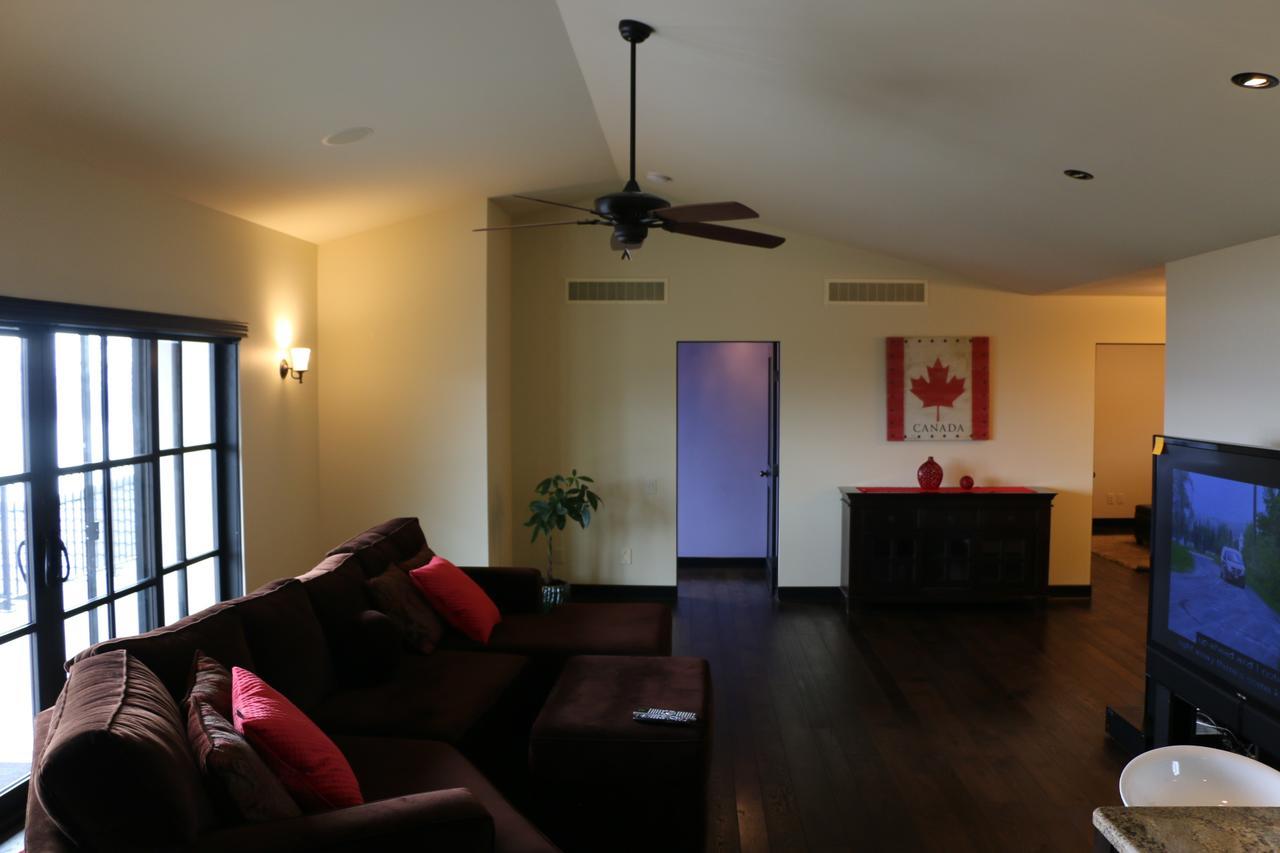 Mission Hill Lake View Villa 西基隆拿 外观 照片